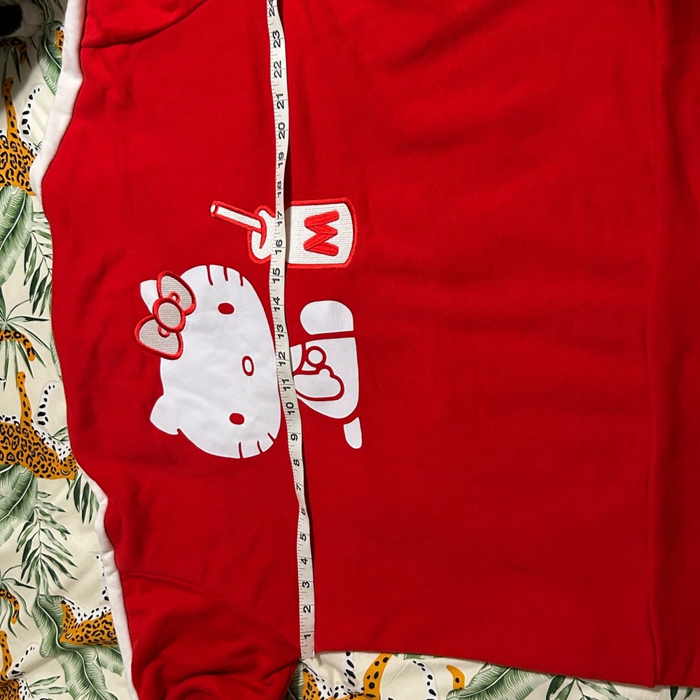 Puma Red Hoodie Hello kitty sanrio - Picture 10 of 13